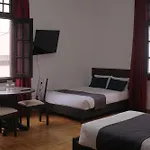 El Monarca Miraflores